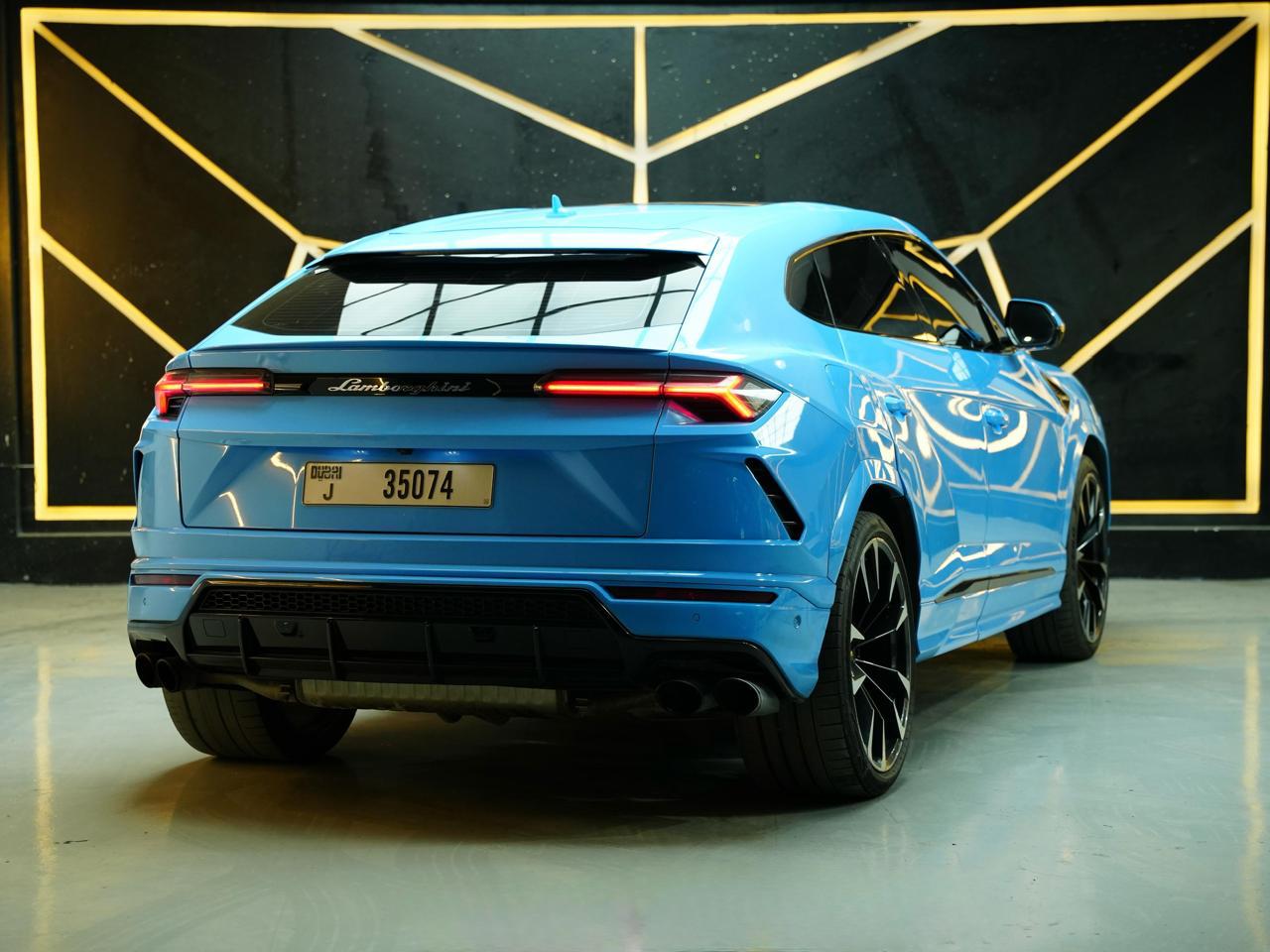 Lamborghini URUS SE