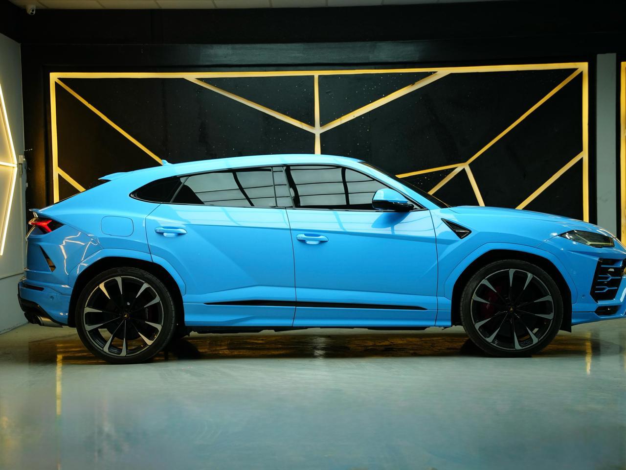 Lamborghini URUS SE