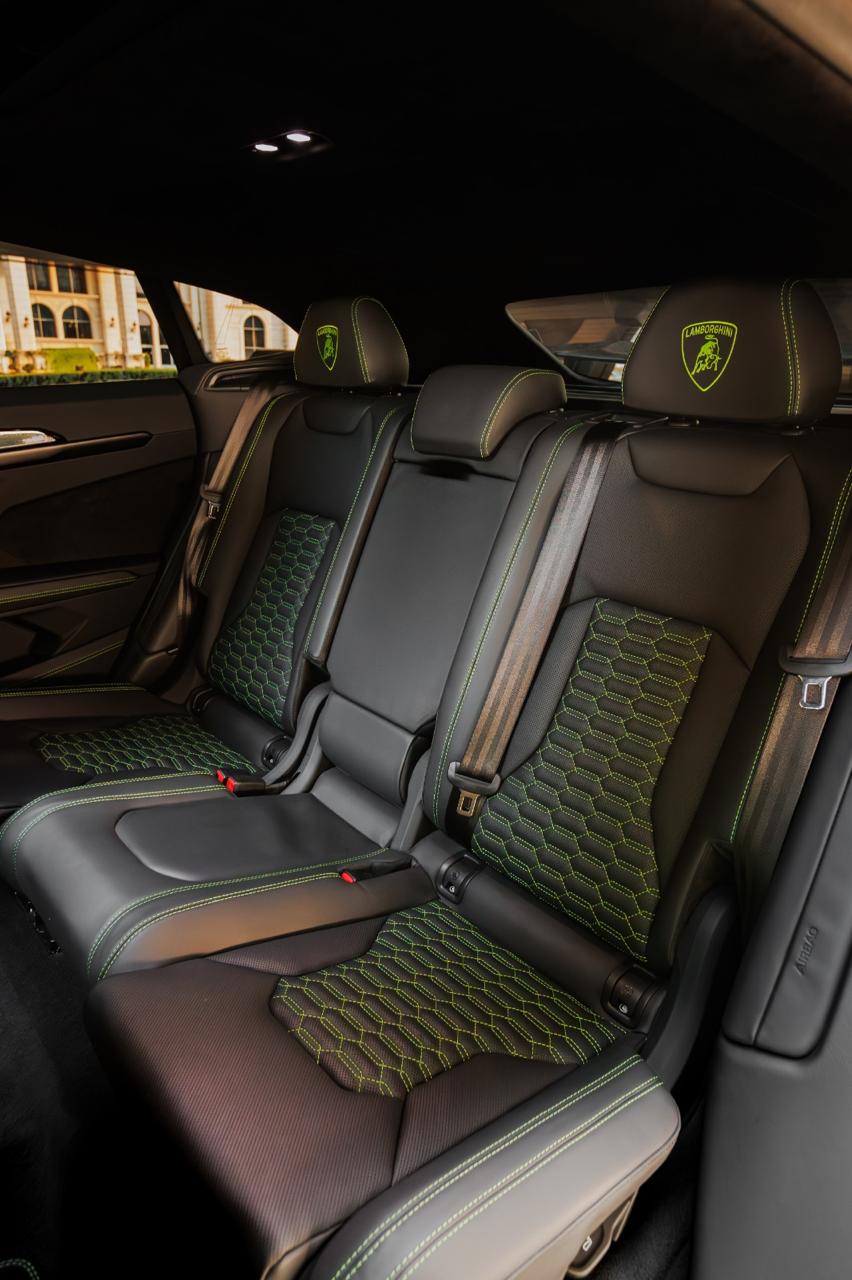 Lamborghini Urus MANSORY Yellow