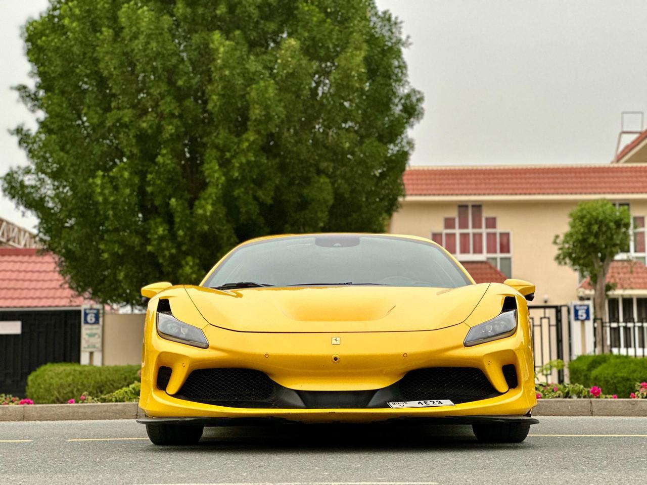 Ferarri F8