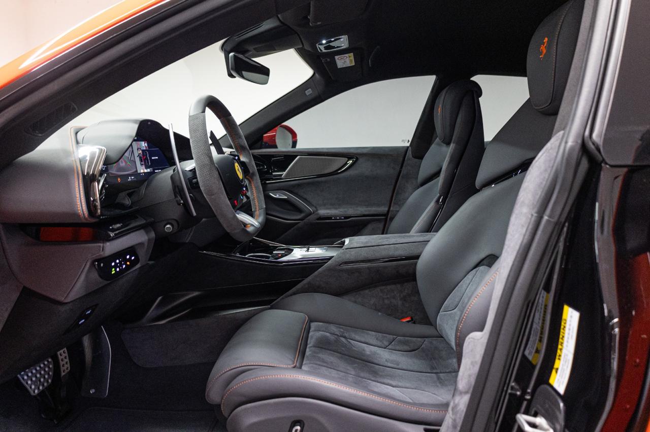 ferrari purosangue orange