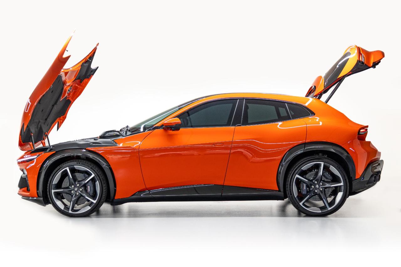 ferrari purosangue orange