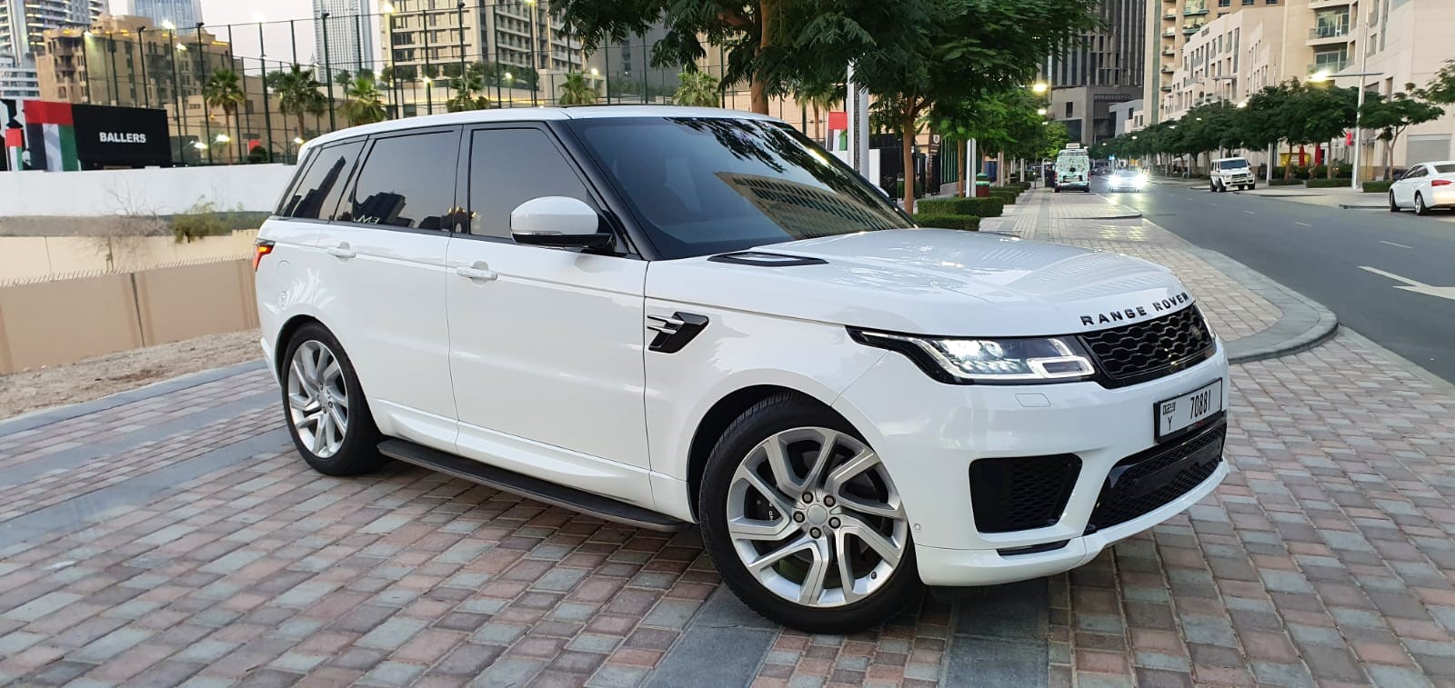Range Rover Sports old