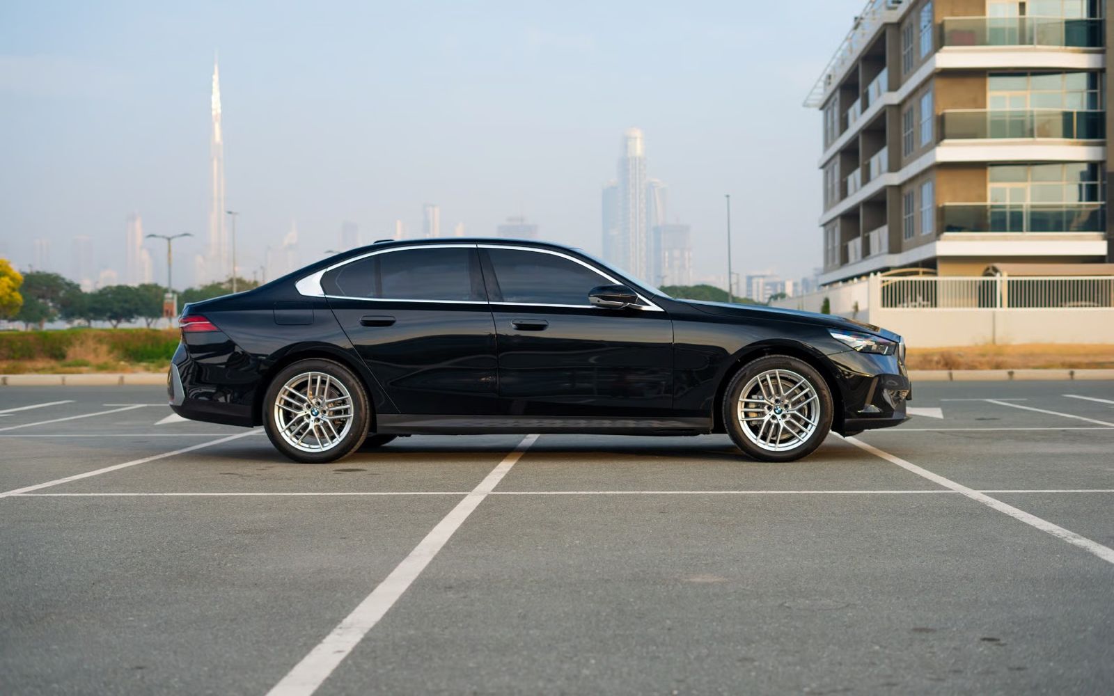 BMW 5 Series Black