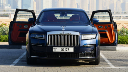 Rolls royce long ghost blue u