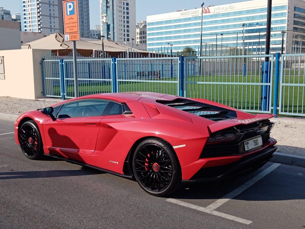 Lamborghini Aventador