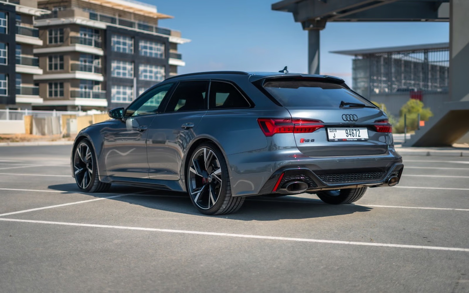 Audi RS6 (Grey)