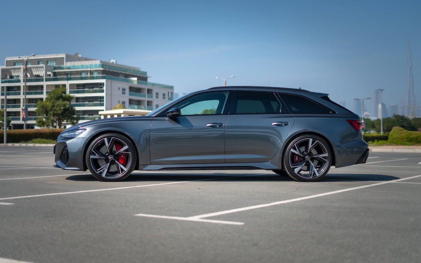 Audi RS6 (Grey)