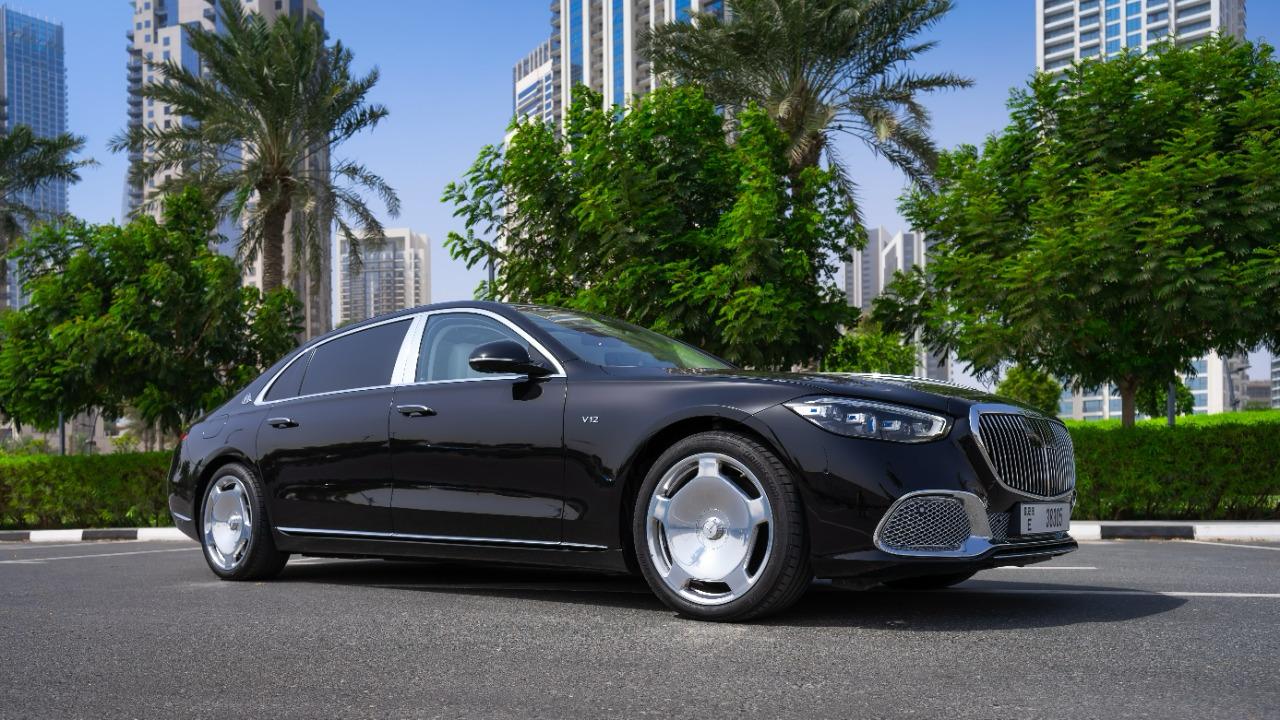 Mercedes Maybach S680 Black