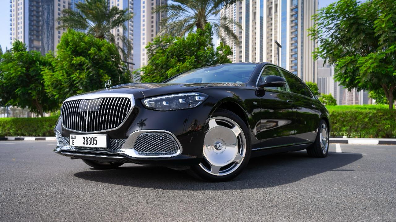Mercedes Maybach S680 Black