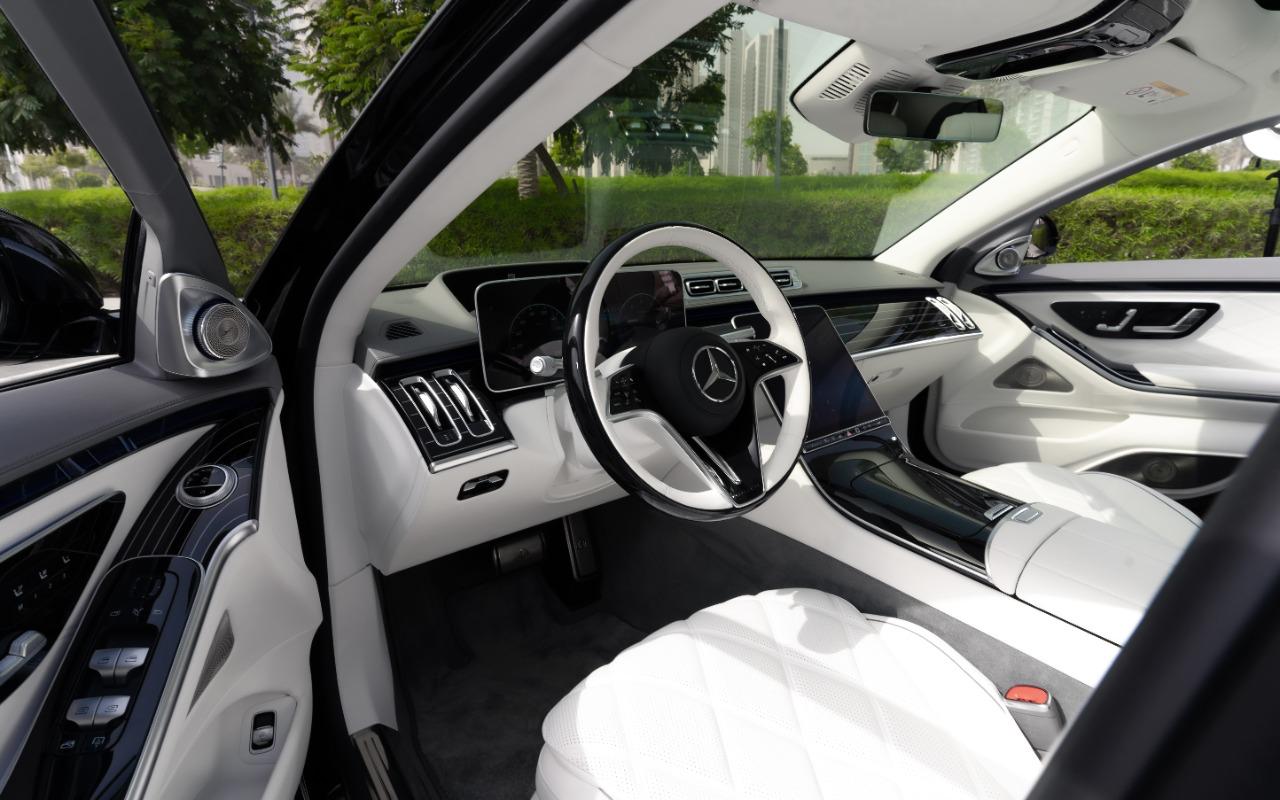 Mercedes Maybach S680 Black