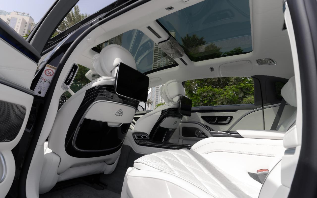 Mercedes Maybach S680 Black