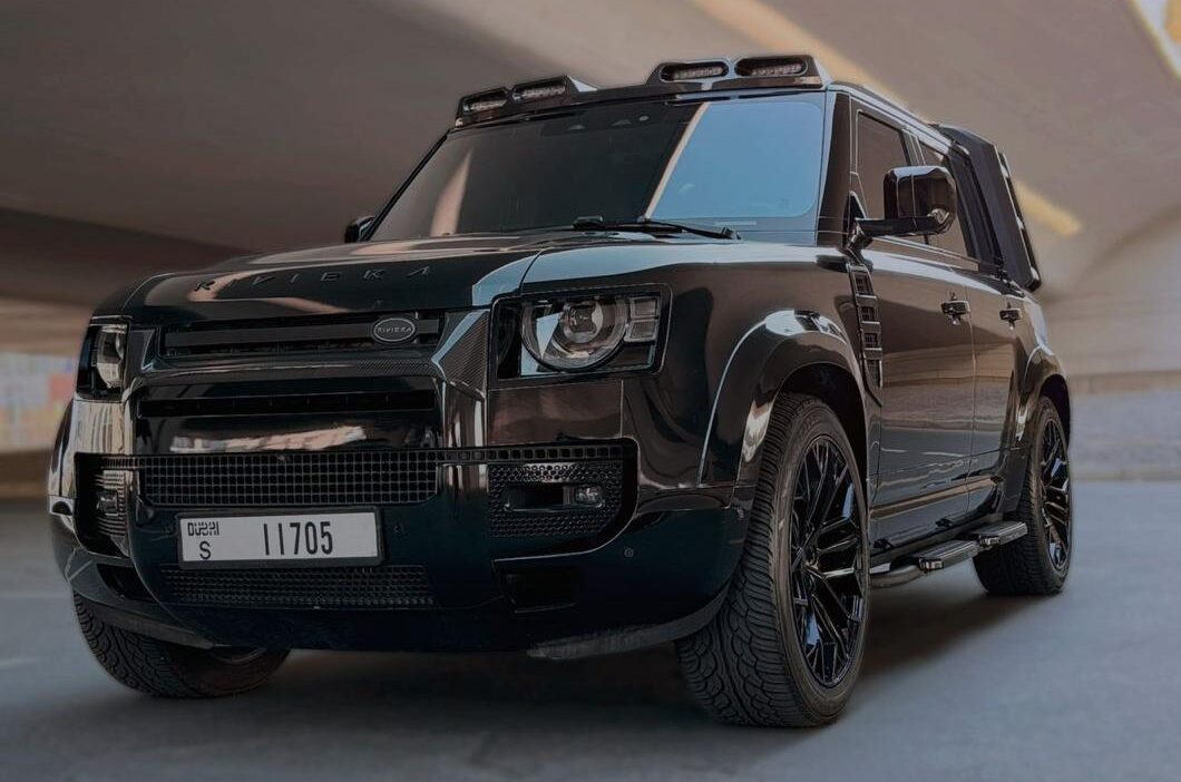 Land rover Defender 2025