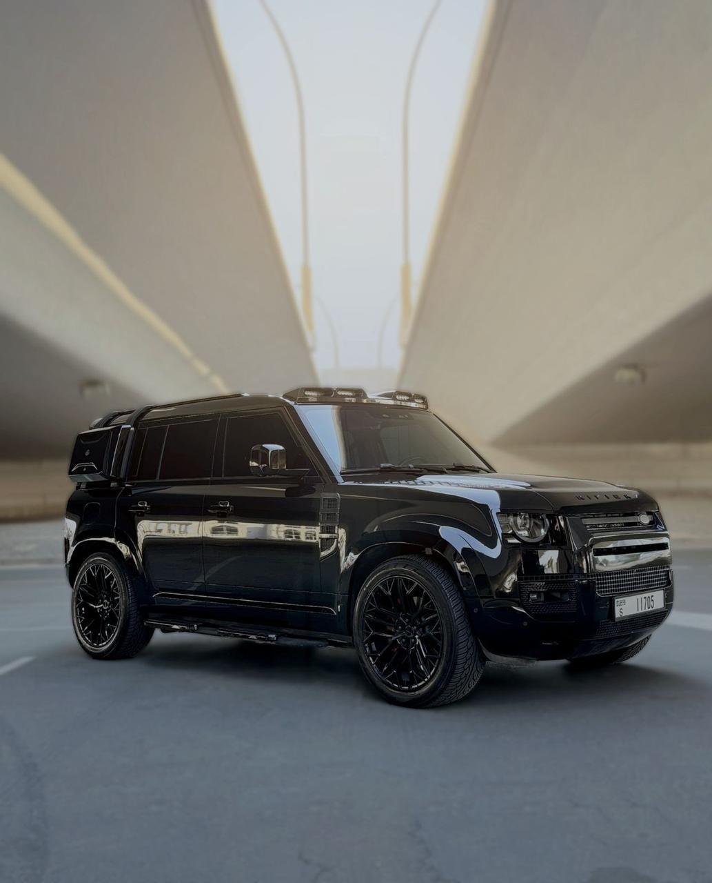 Land rover Defender 2025